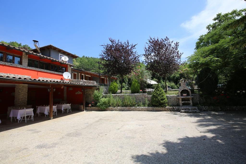 La Mela Rossa Villa Terni Bagian luar foto